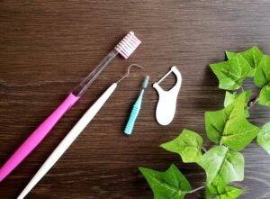 補助用具を活用しよう！～デンタルフロスの種類について～